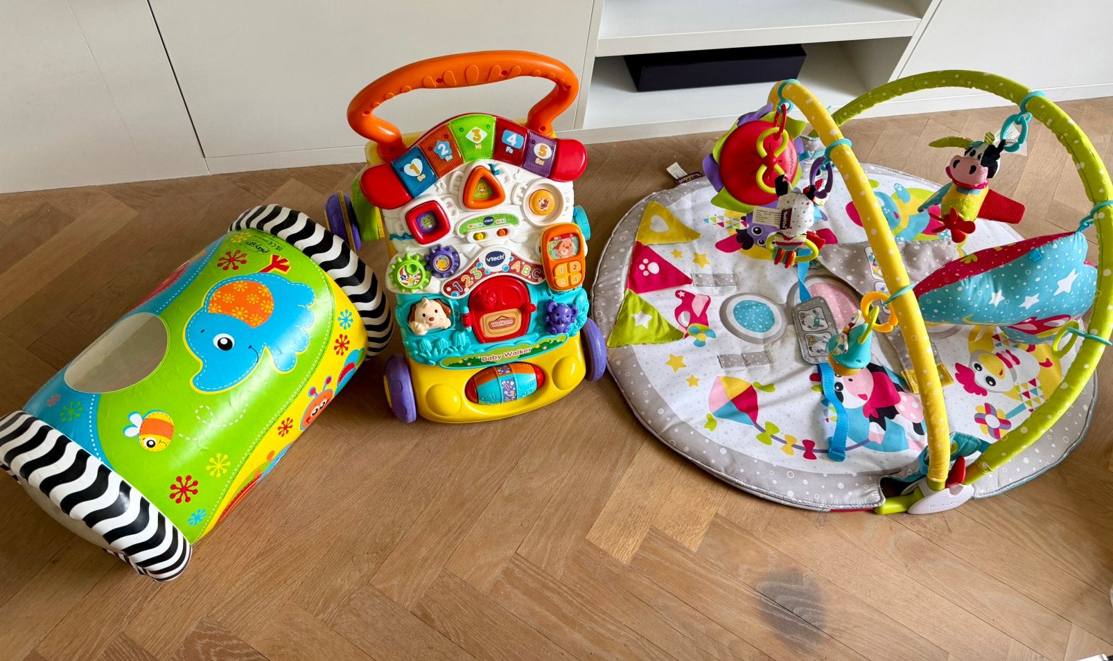 Yookidoo speelkleed + Vtech loopwagen + gratis Playgro kruip, Ophalen of Verzenden, Zo goed als nieuw, Babygym