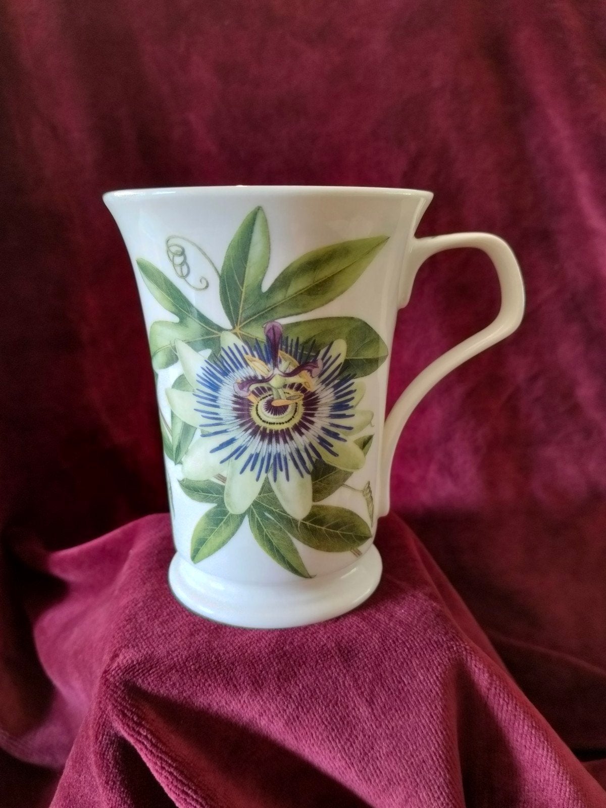 Dunoon Ramblers Passiebloem Mok - Fine Bone China, Overige merken, Vintage, Porselein, Mok