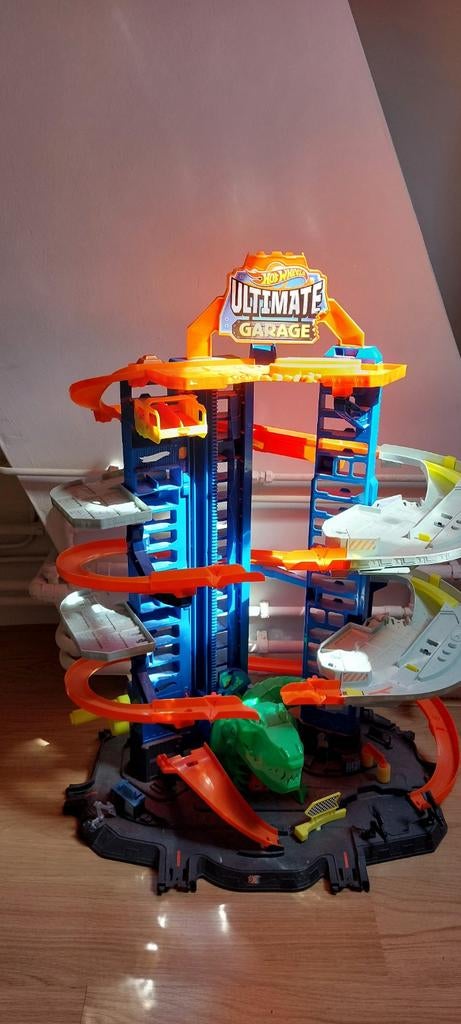 Hotweels Dinosaurus Racebaan, Ophalen, Racebaan, Zo goed als nieuw, Hot Wheels