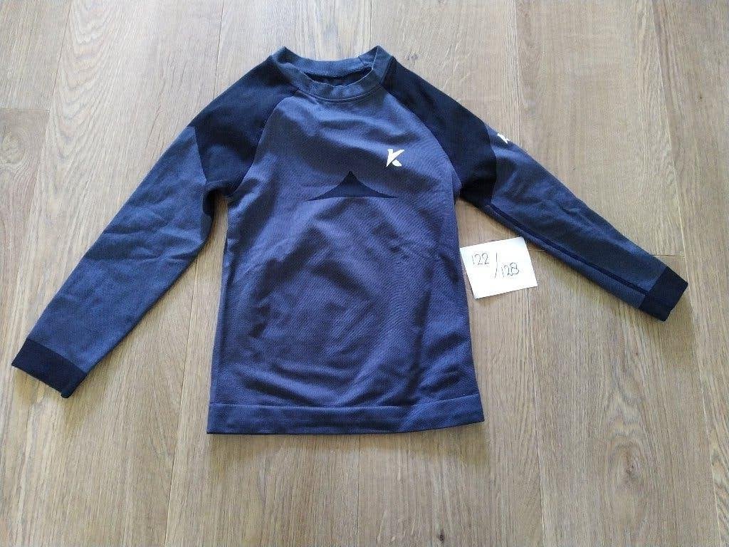 Thermo shirt - maat 122 / 128  zeer goede staat, Ophalen of Verzenden, Gebruikt, Jongen of Meisje, Shirt of Longsleeve