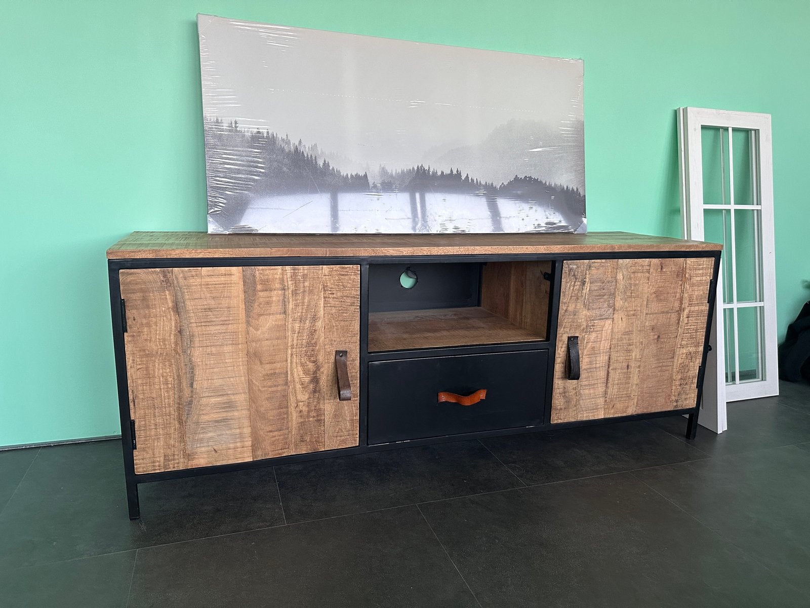 Dressoir van mangohout, Ophalen, Gebruikt, 100 tot 150 cm, Met lade(s)