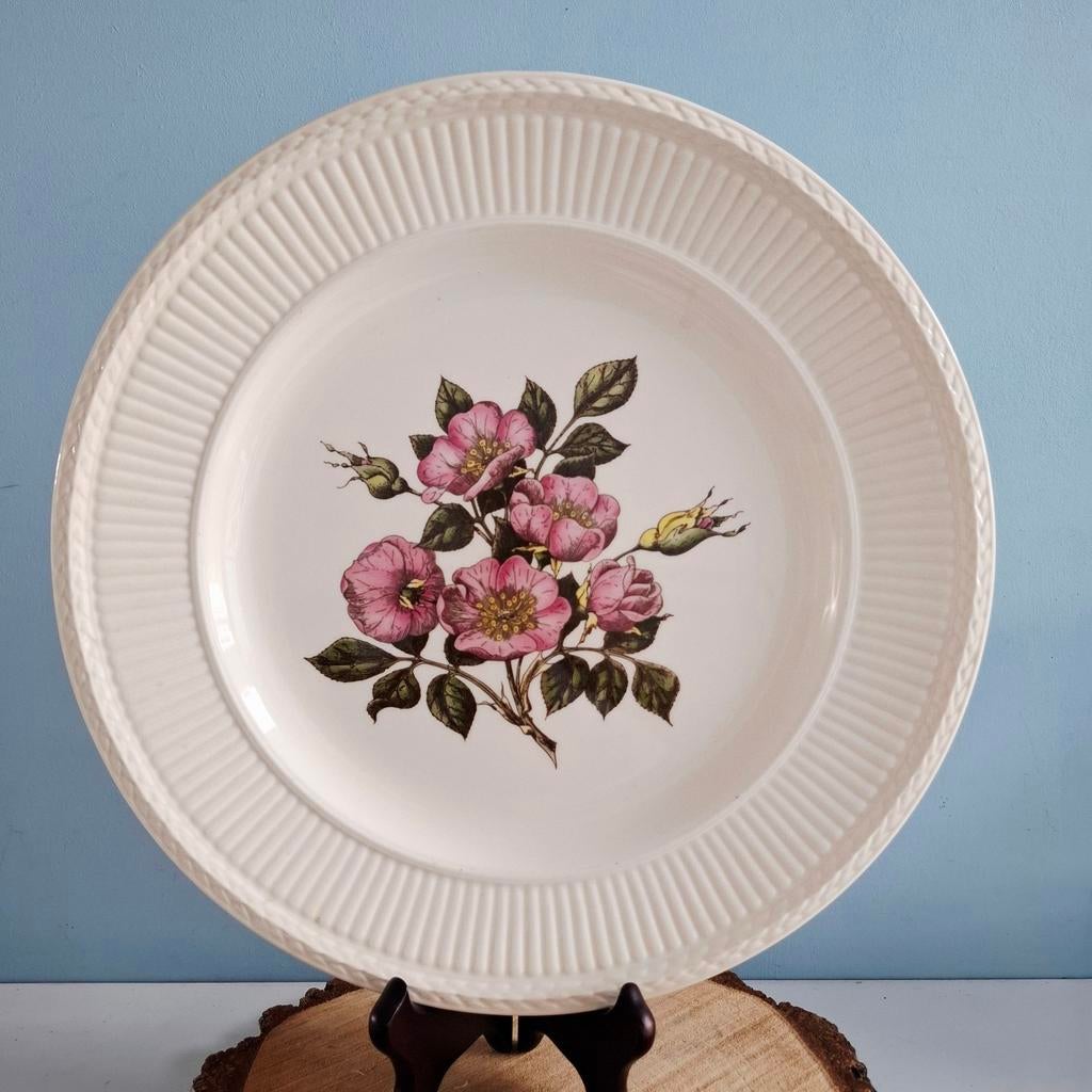 Wedgwood 'Briar Rose', grote gebaksschaal, Huis en Inrichting, Keuken | Servies, Ophalen of Verzenden, Wedgwood, Porselein, Schaal of Schalen