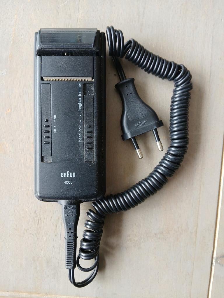 Braun scheerapparaat shaver in etui, Audio, Tv en Foto, Fotografie | Flitsers, Ophalen of Verzenden, Overige merken