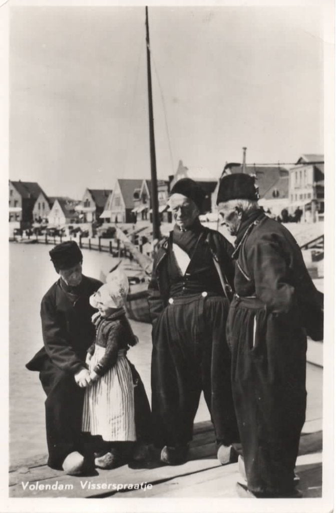 Volendam Visserspraatje, Verzenden, 1940 tot 1960, Gelopen, Noord-Holland