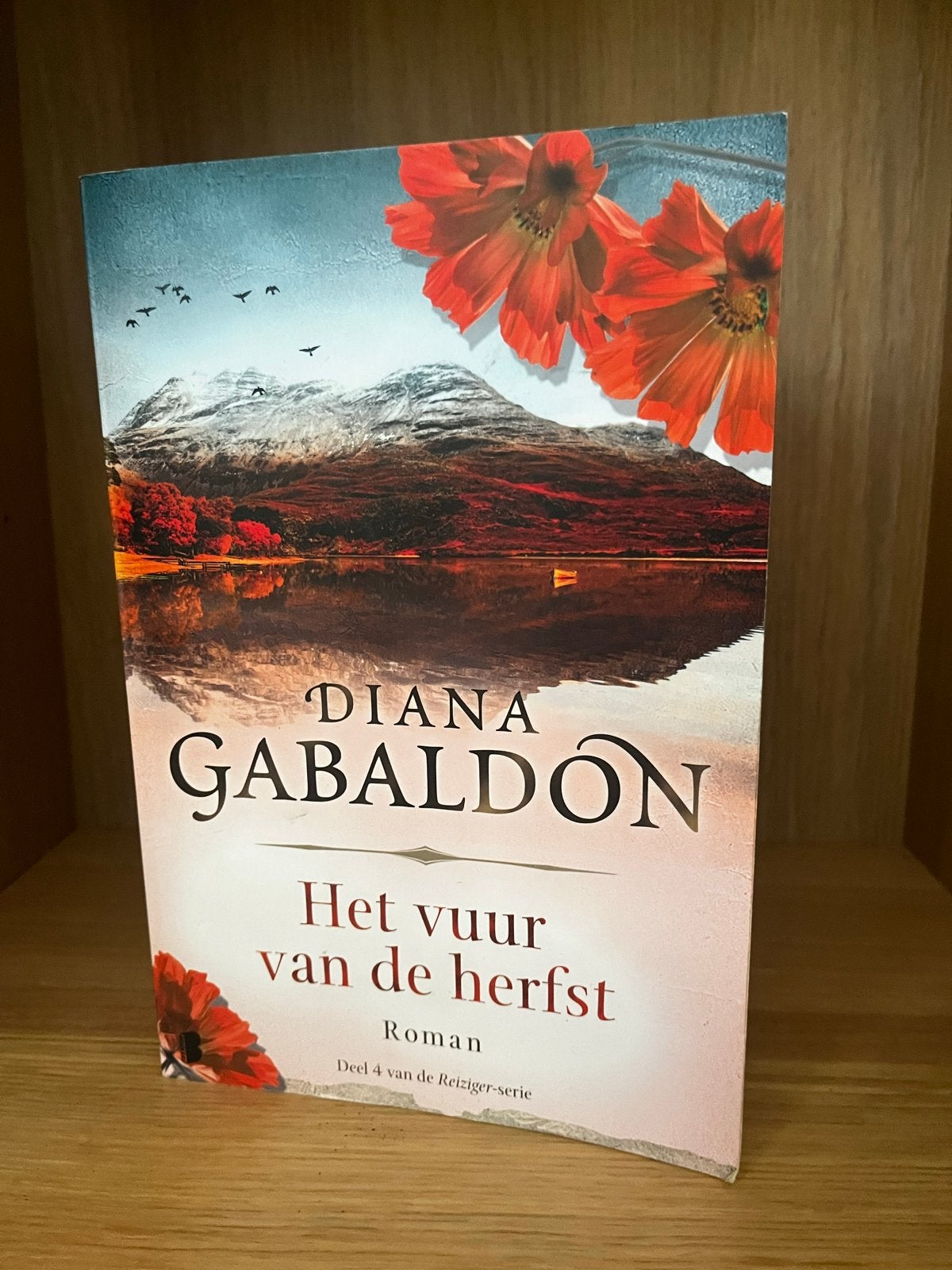 Diana Gabaldon - Het vuur van de herfst (Deel 4), Boeken, Ophalen of Verzenden, Gelezen, Nederland