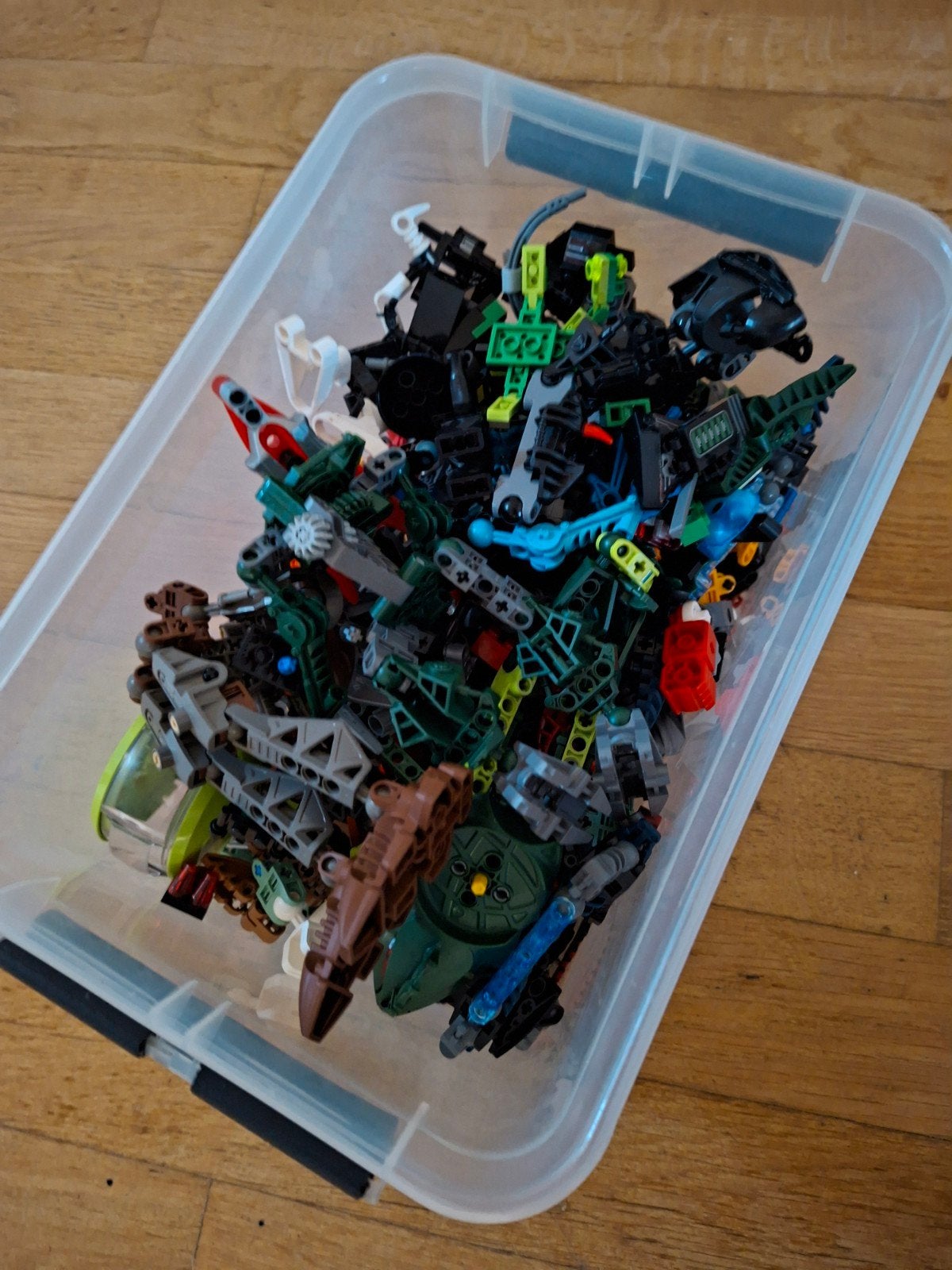 Partij Lego Bionicle en Hero Factory onderdelen, Gebruikt, Bionicle, Lego, Ophalen of Verzenden