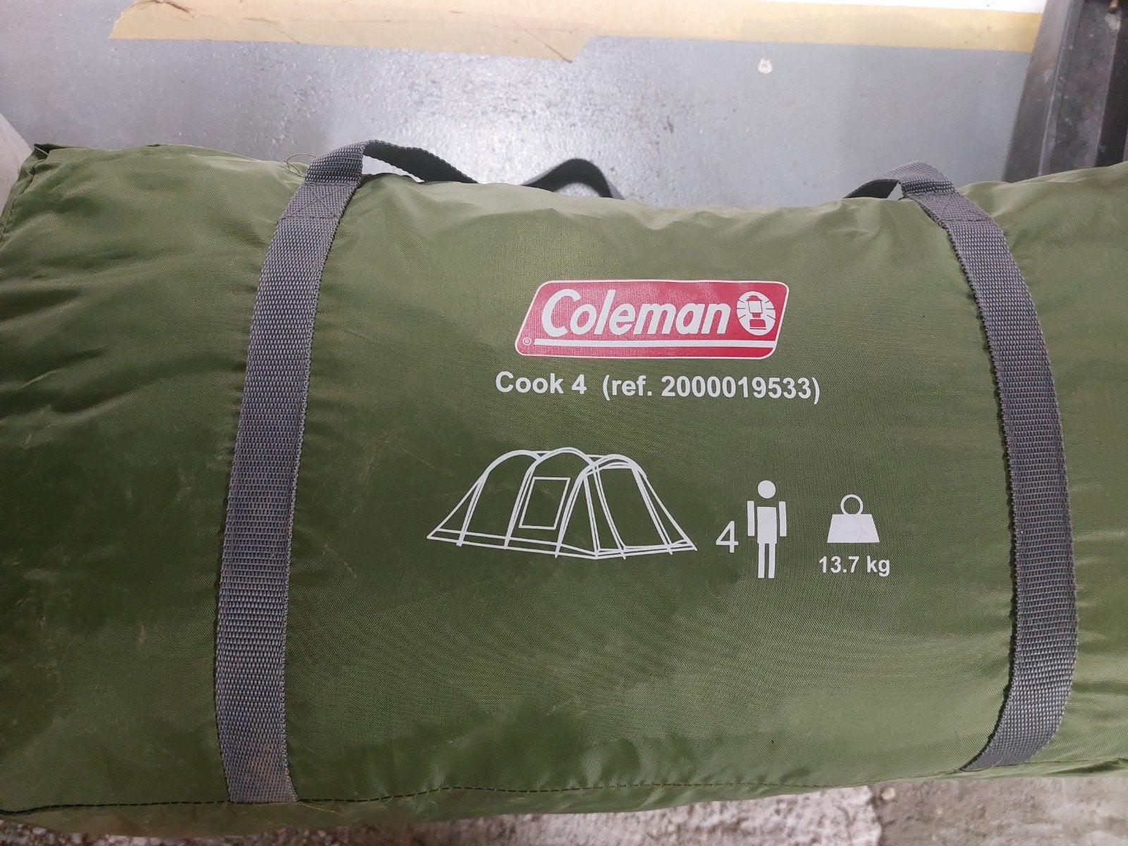 Coleman Cook 4 tent - Ruime 4-persoons tunneltent, Ophalen, Zo goed als nieuw, Tot en met 4