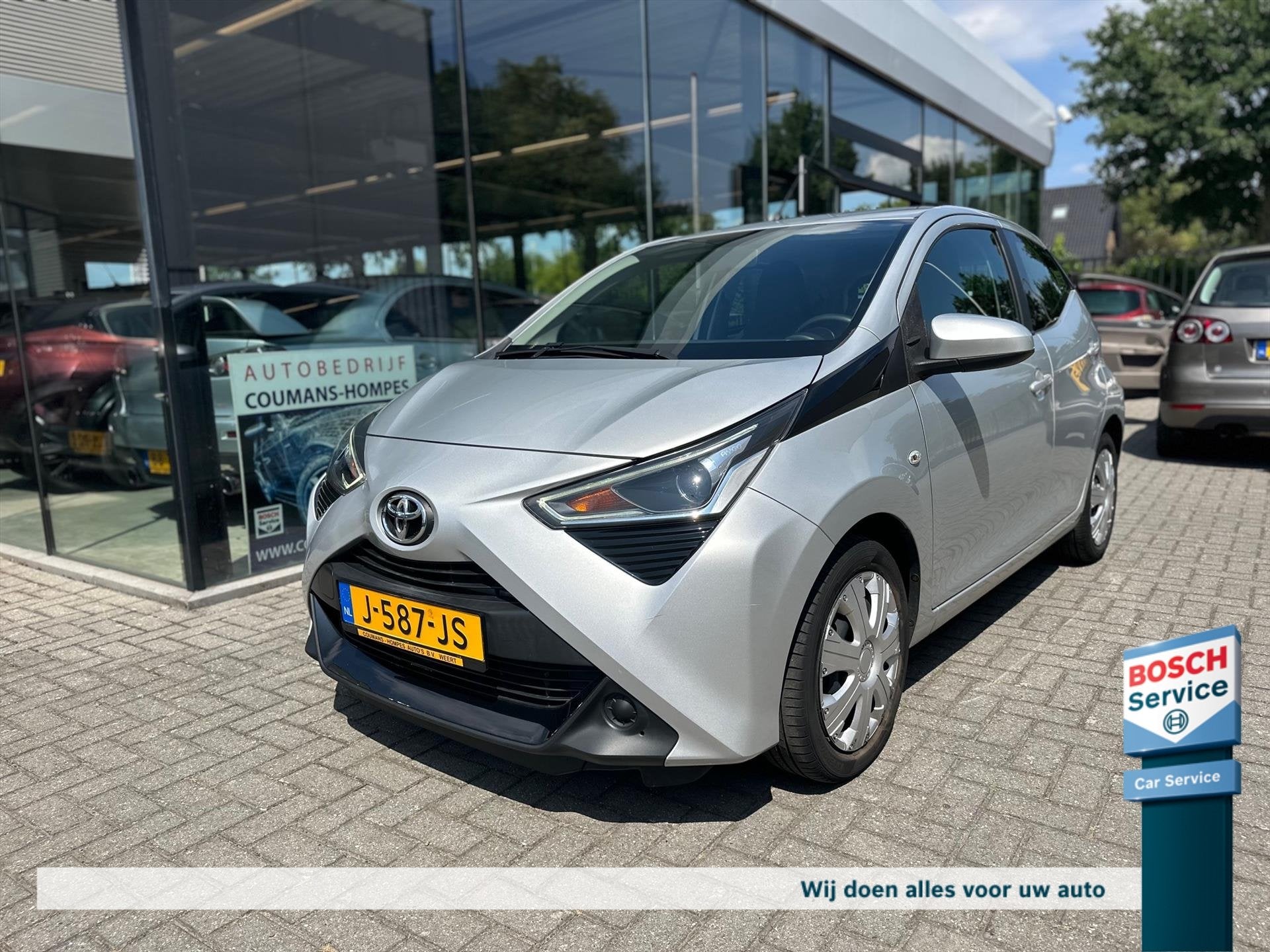 TOYOTA Aygo 1.0 VVT-i AUTOMAAT x-shift 5D x-play 1e eigenaar, Auto's, Automaat, Stof, Gebruikt, Euro 6