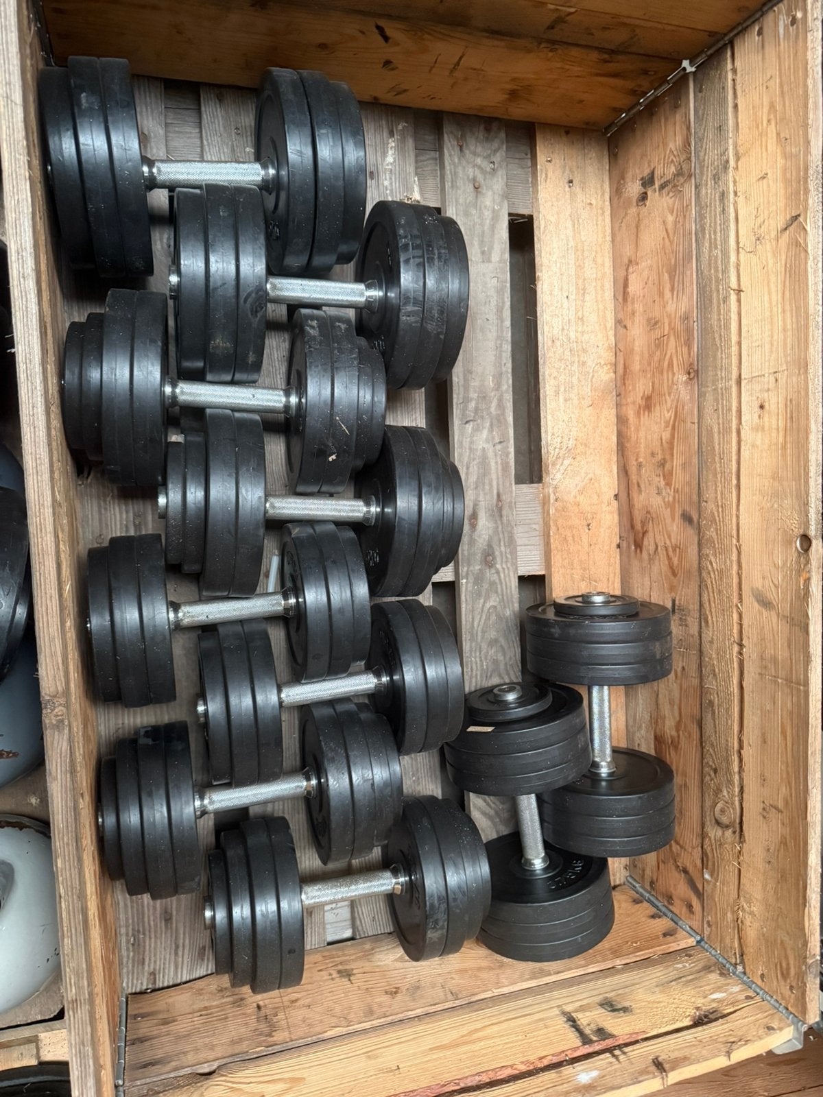 Dumbellset 22kg tm 30kg, Sport en Fitness, Fitnessmaterialen, Ophalen, Zo goed als nieuw, Dumbbell