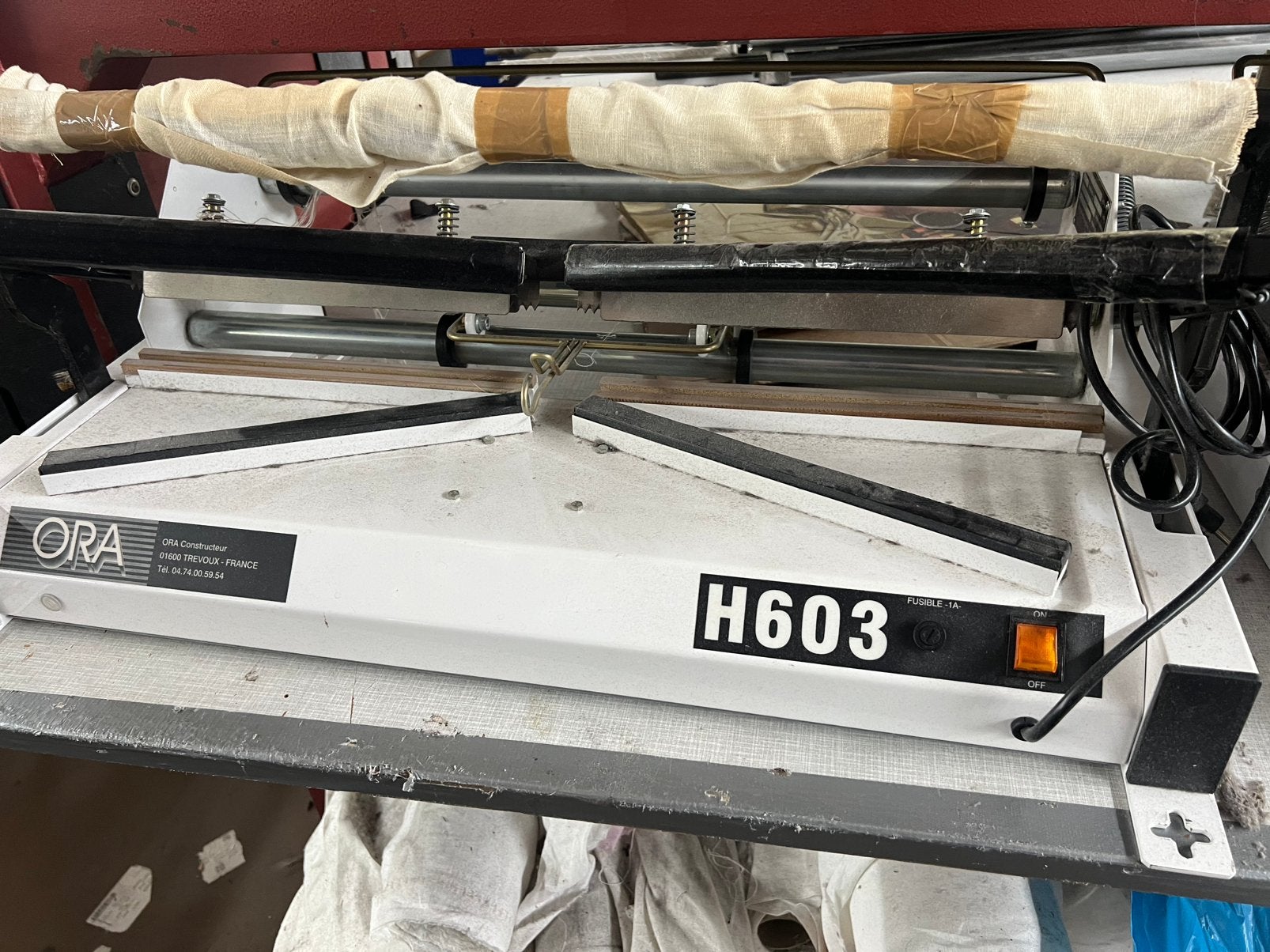 Seal machine voor kleding per stuk met hanger te sealen, Ophalen of Verzenden, Gebruikt