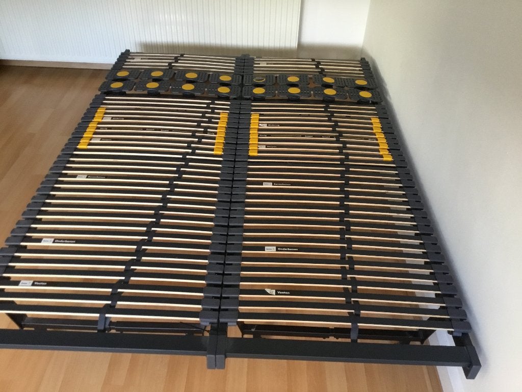 Lattenbodem 2 stuks 70x200 - 140x200, Ophalen, Tweepersoons, 140 cm, Zo goed als nieuw