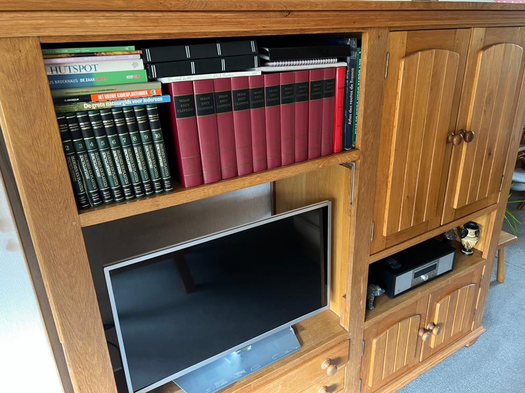 Wandkast Licht eiken, Huis en Inrichting, Kasten | Wandmeubels, Ophalen, 200 cm of meer, Eikenhout, Met deur(en)