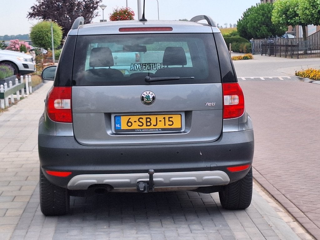 Skoda Yeti 1.2 TSI 105pk 2013 Grijs, Voorwielaandrijving, Stof, Zwart, 4 cilinders