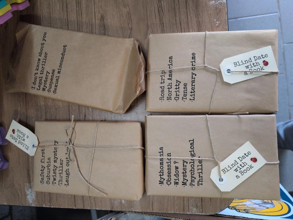 Engelse verrassingsboeken!, Boeken, Thrillers, Gelezen, Ophalen of Verzenden