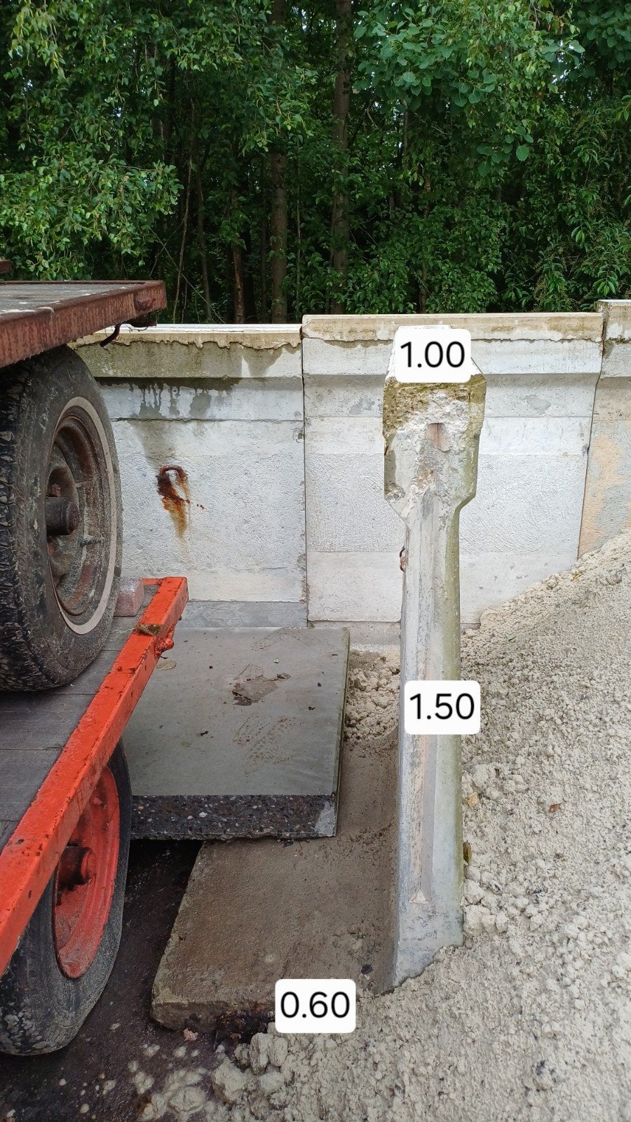 7 Keerwanden 1.50m hoog, 1.00m breed, voet 0.60m, Ophalen, Gebruikt