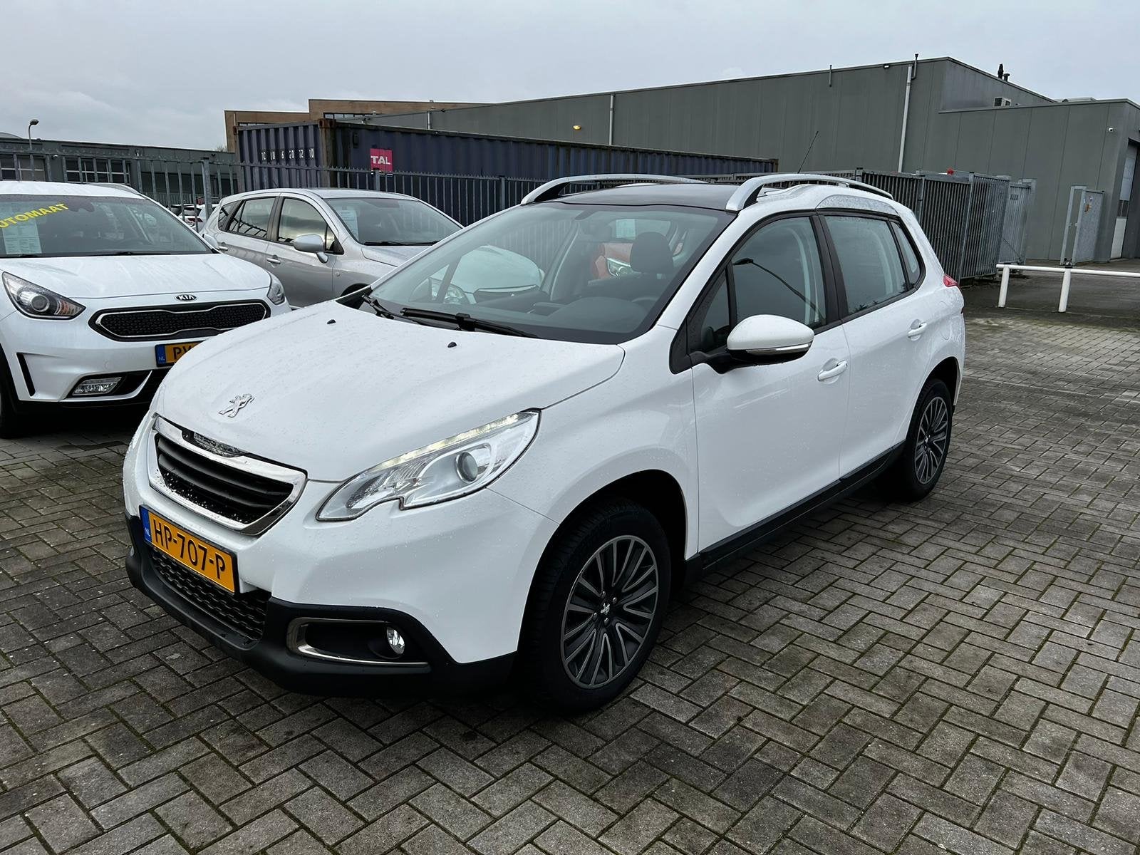 Peugeot 2008 1.2 E-vti 60KW Etg5 2016 Wit, Auto's, Peugeot, 450 kg, 40 €/maand, 1199 cc, 770 kg