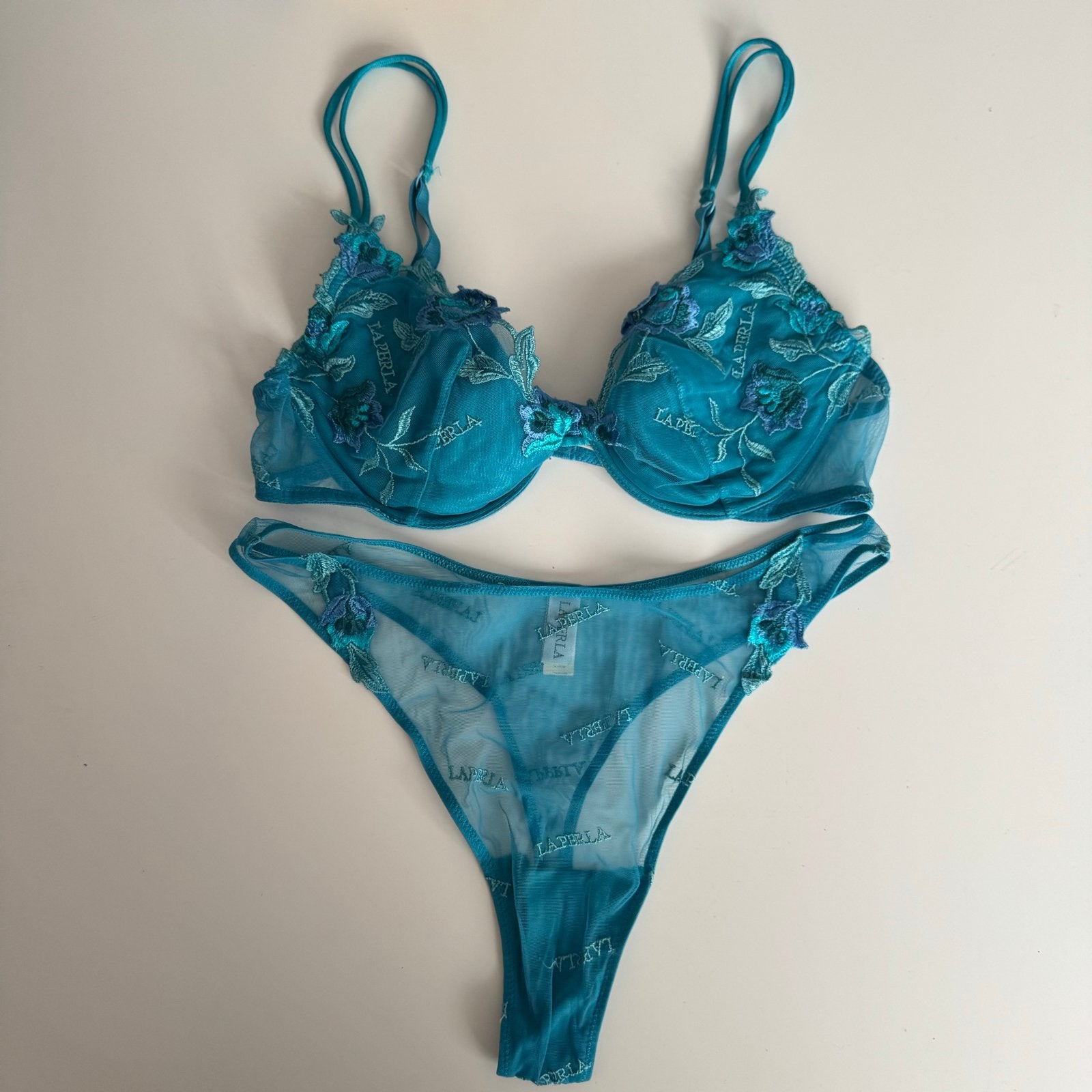 La Perla setje bh 80C en string maat 42 aqua in nieuwstaat, Verzenden, Blauw, Setje