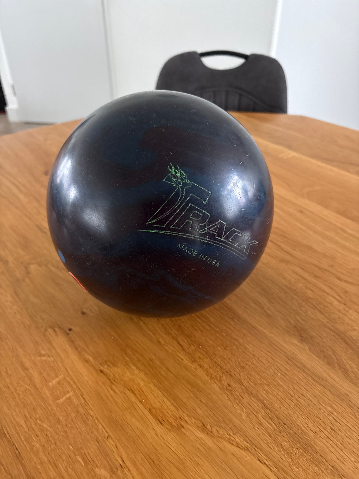 Track Kinetic Bowlingbal - Gebruikt, Sport en Fitness, Bowlen, Ophalen of Verzenden, Gebruikt, Bal