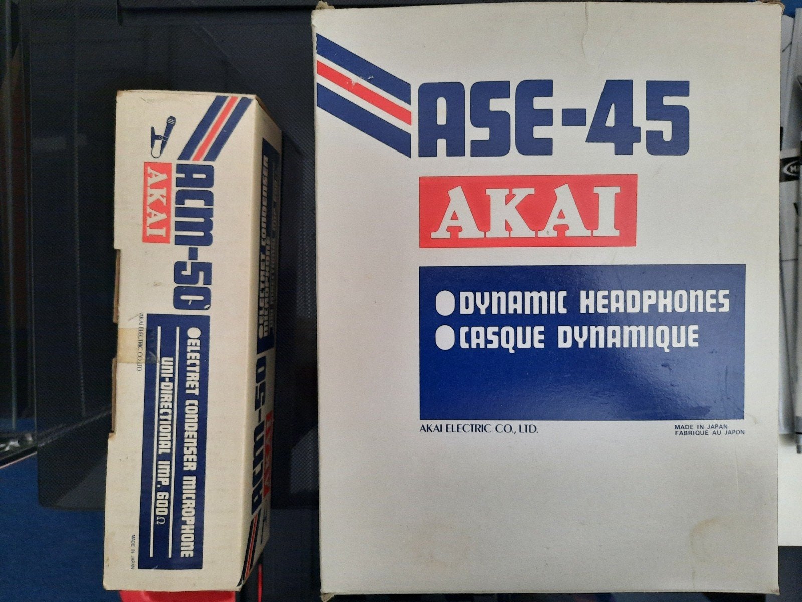 AKAI MICROPHONE EN AKAI DYNAMIC HEADPHONE, Ophalen of Verzenden, Overige merken