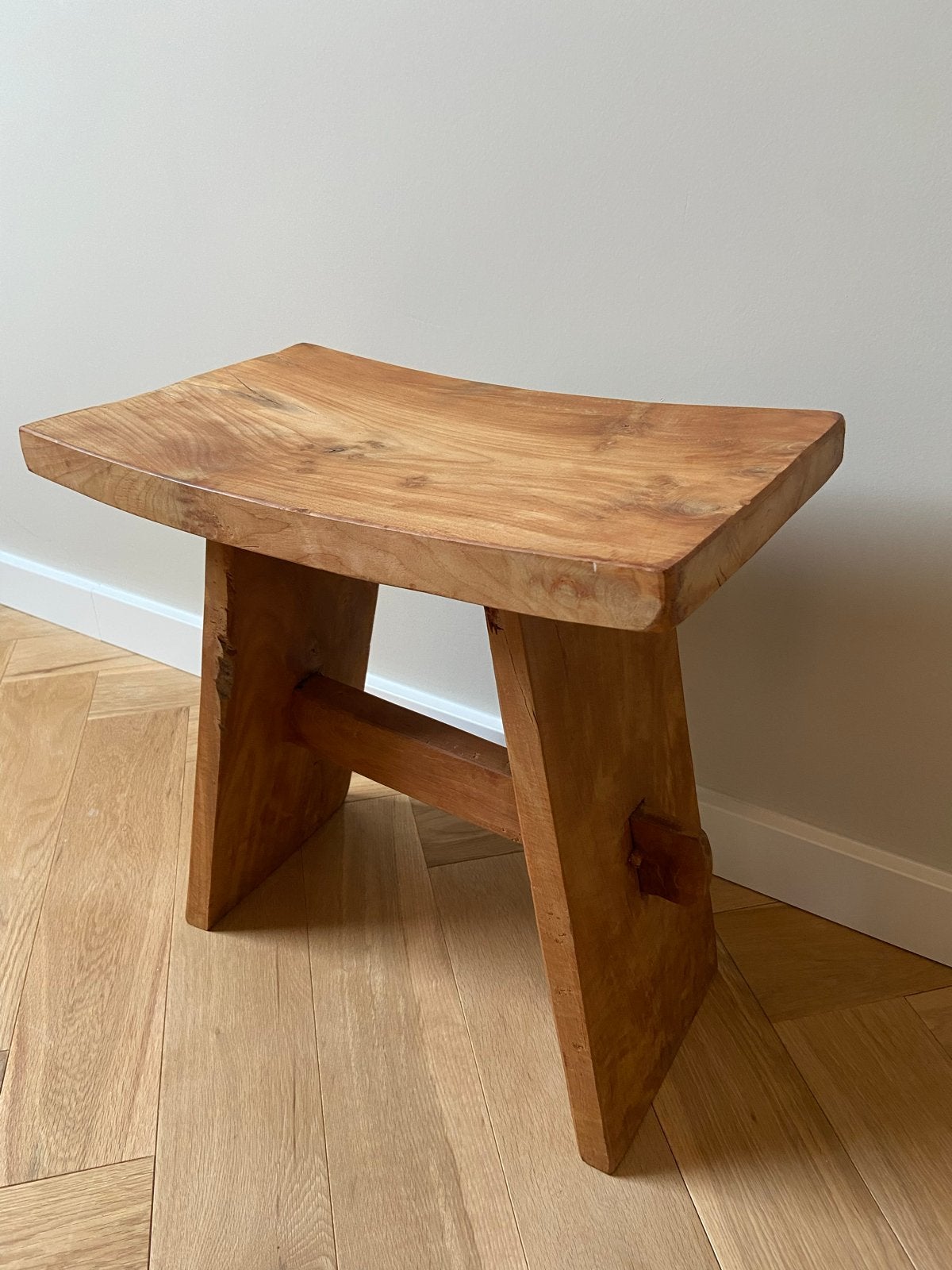 Japans houten krukje / bijzettafel, Ophalen