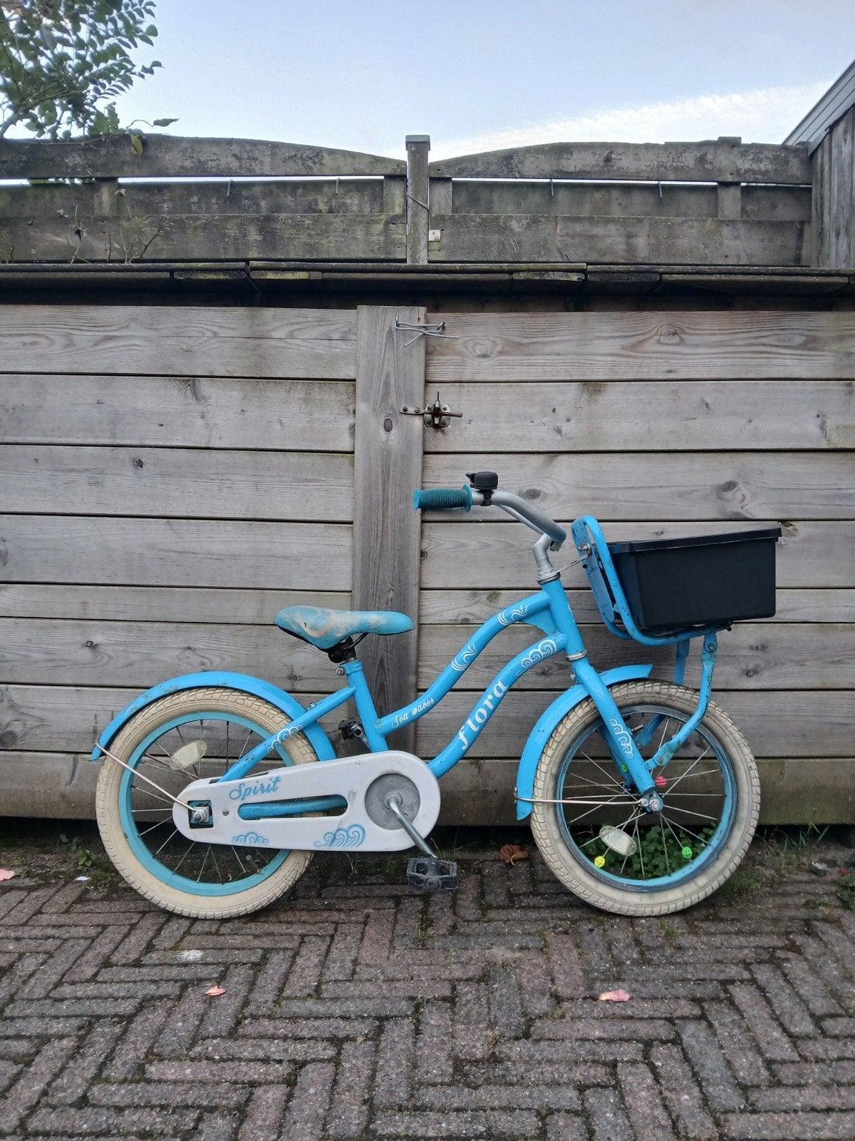 Kinderfiets Transportfiets Flora sea waves 16 inch, Fietsen en Brommers, Ophalen, Zo goed als nieuw, 16 inch
