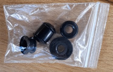 Cover doorvoerrubbers/bussen voor in-ear oortjes - 4 stuks, Ophalen of Verzenden, Nieuw, Zwart