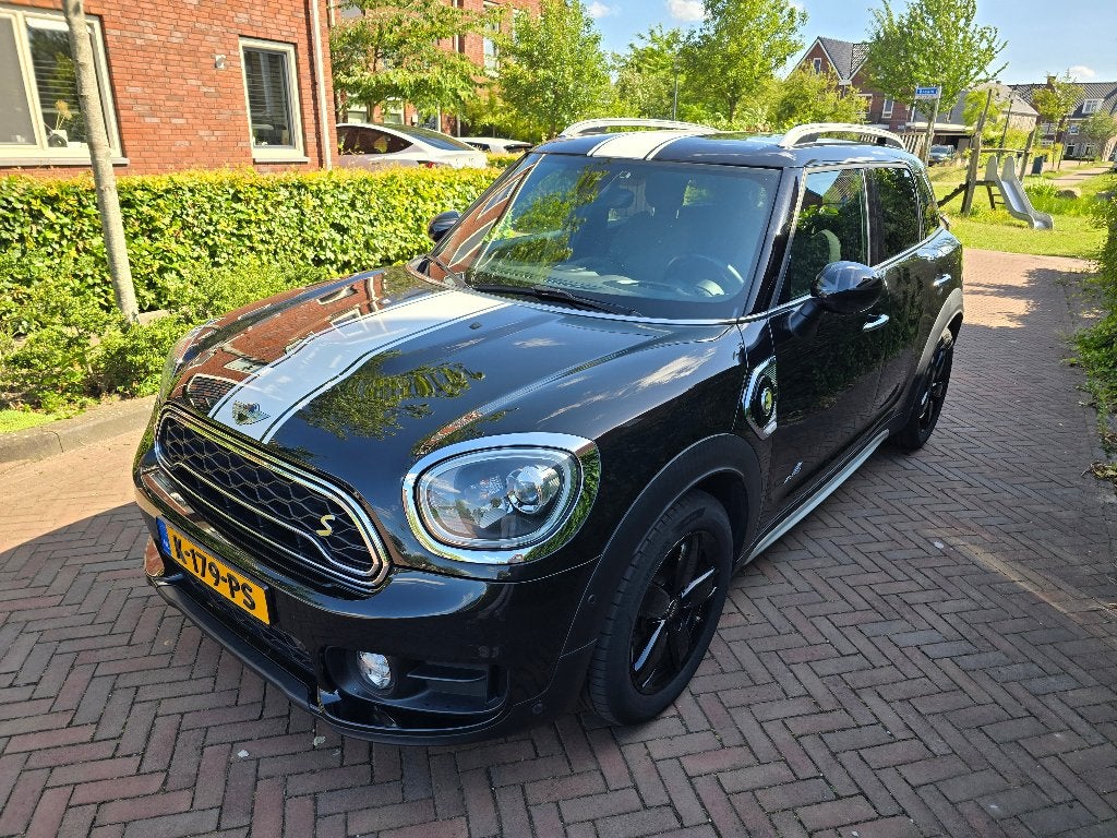 Mini Countryman 1.5 SE ALL4 Chili 224pk hybride veel luxe!, Auto's, Mini, Automaat, 136 pk, Euro 6, Countryman