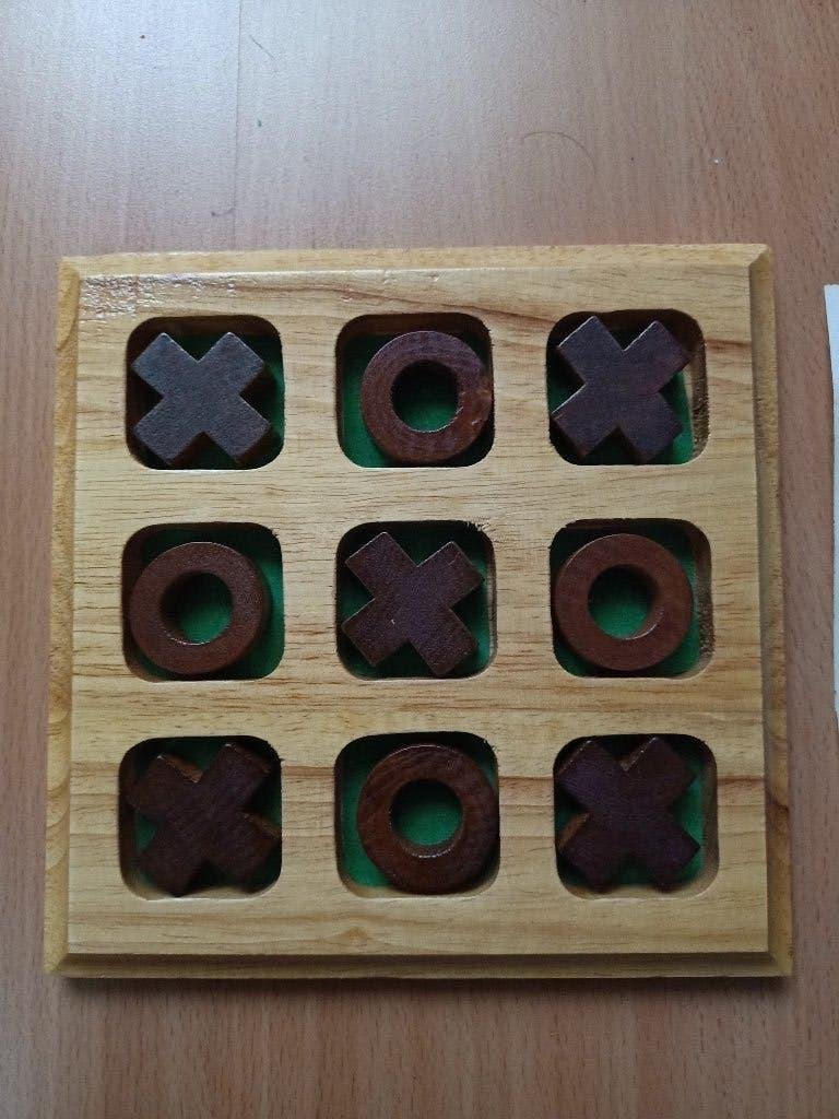 spel boter, kaas en eieren van hout, Een of twee spelers, Ophalen, Zo goed als nieuw