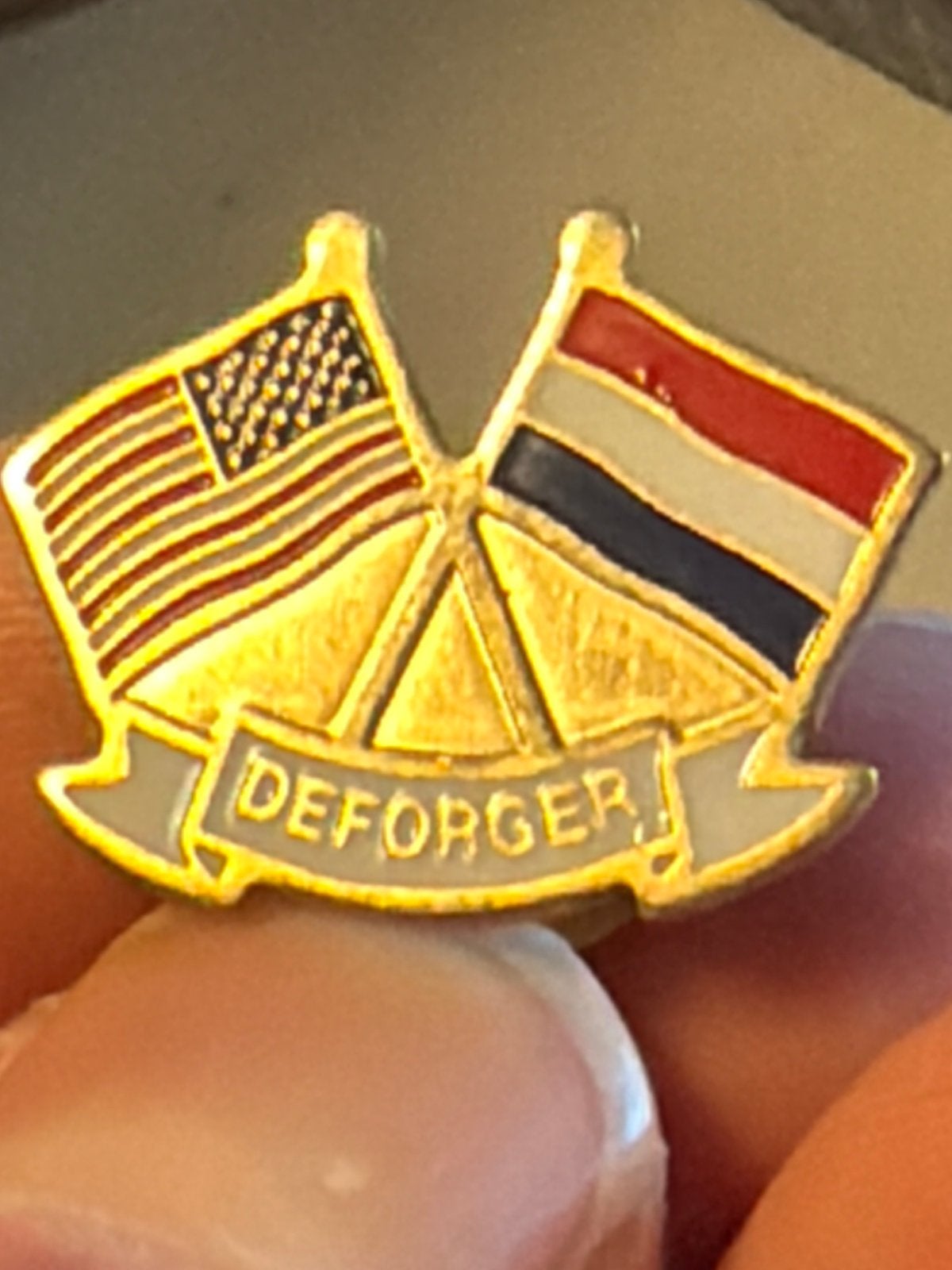 Pin USA Nederland Vlaggen Deforger, Ophalen, Gebruikt, Stad of Land, Speldje of Pin