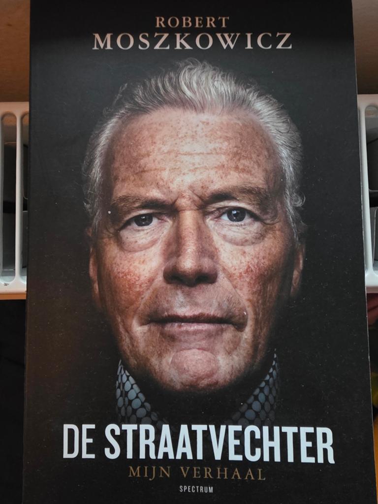 Robert Moszkowicz - De straatvechter, Boeken, Ophalen of Verzenden, Zo goed als nieuw, Robert Moszkowicz