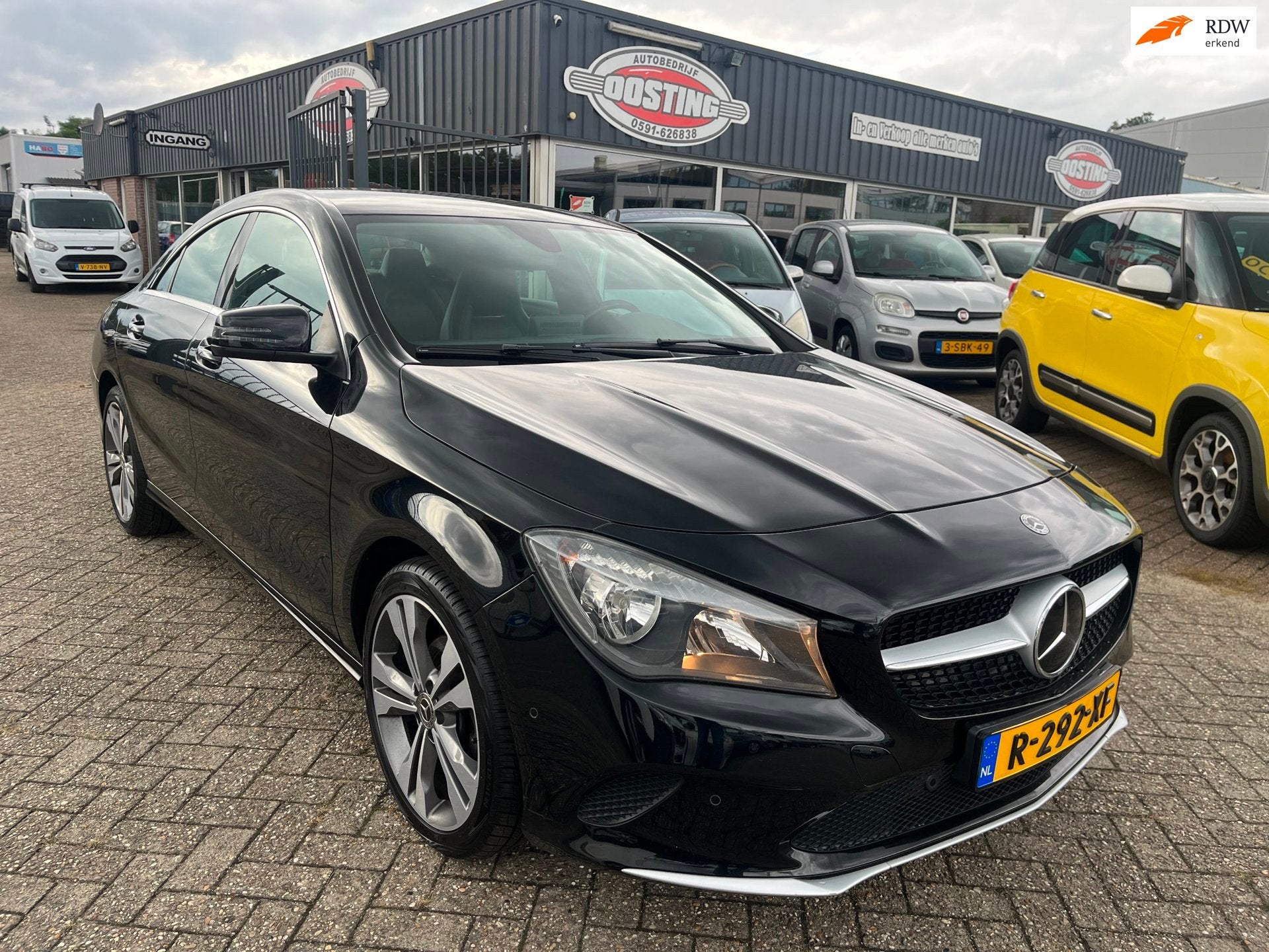 Mercedes-Benz CLA-klasse 200 Ambition(st-bekrautomaat,navi,h, Auto's, Gebruikt, 715 kg, Leder en Stof, 1595 cc