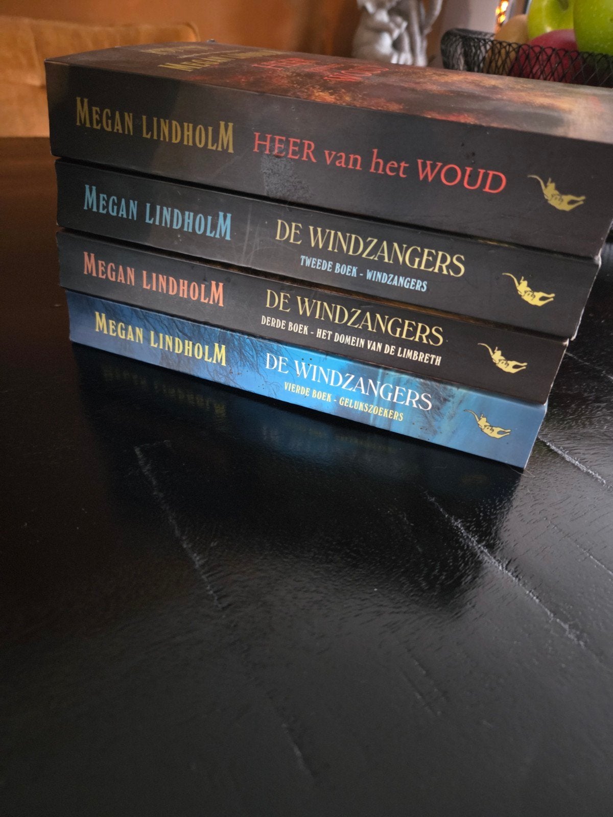 4x Megan Lindholm / Robin Hobb, Ophalen of Verzenden, Gelezen