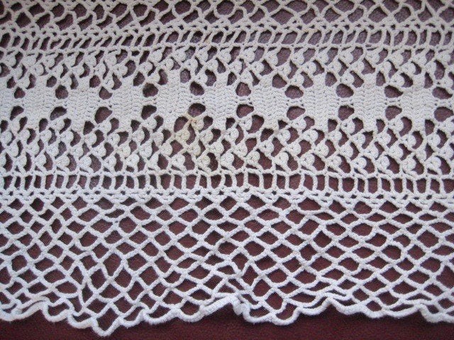 WIT GEHAAKT KLEED / SPREI MET STRAKKE MOOIE BANEN ,BROCANTE, Antiek en Kunst, Curiosa en Brocante, Ophalen of Verzenden