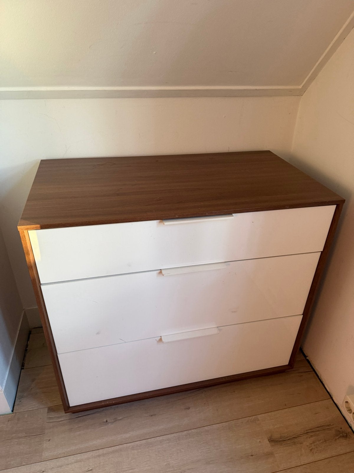 Ikea Nyvoll ladekast hout met witte lades, Ophalen, Gebruikt, 50 tot 100 cm, 3 of 4 laden