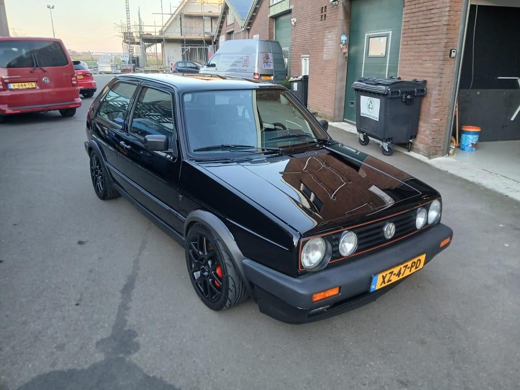 Volkswagen Golf MK2 -  R32, Auto's, Voorwielaandrijving, 451 kg, Zwart, Origineel Nederlands