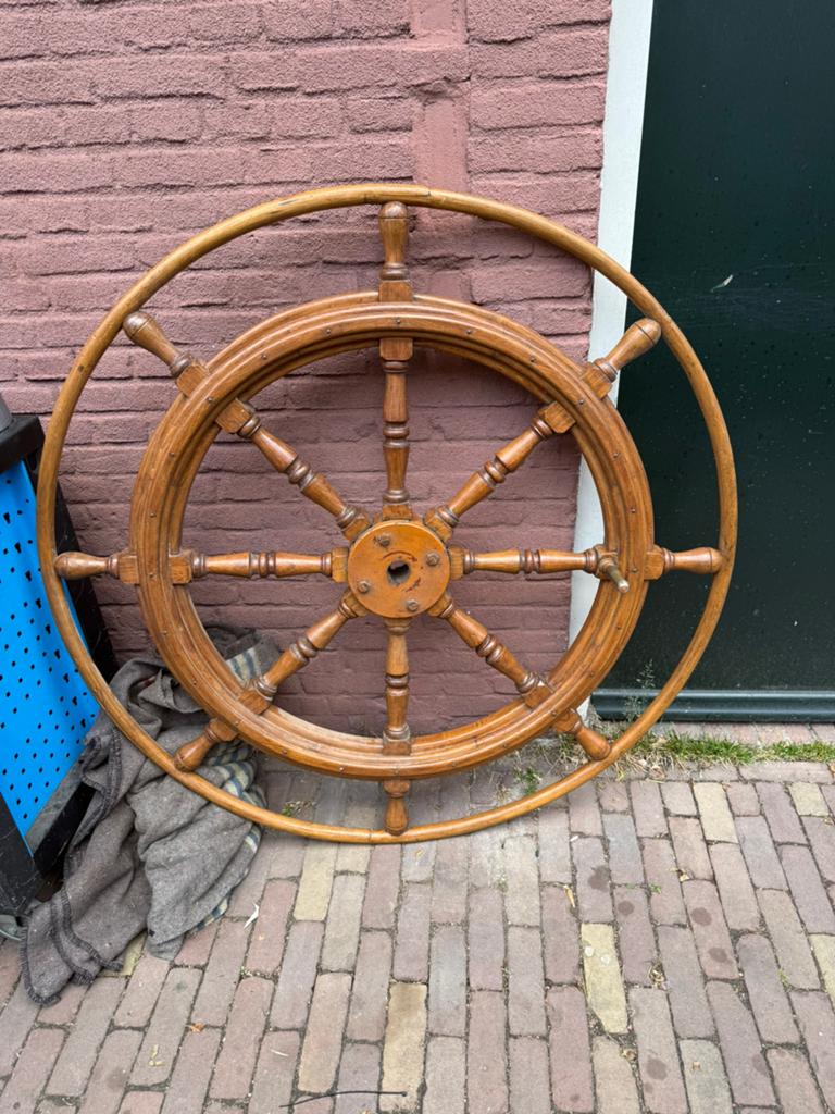Stuurrad plusminus doorsnede 1,25 m, Ophalen