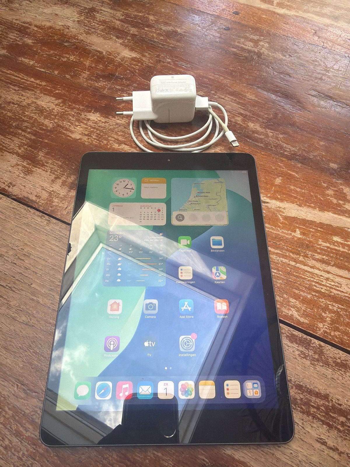 iPad 7e generatie 2019 10.2” 32GB Wi-Fi goede accu, Computers en Software, Apple iPads, 10 inch, 32 GB, Apple iPad, Zwart