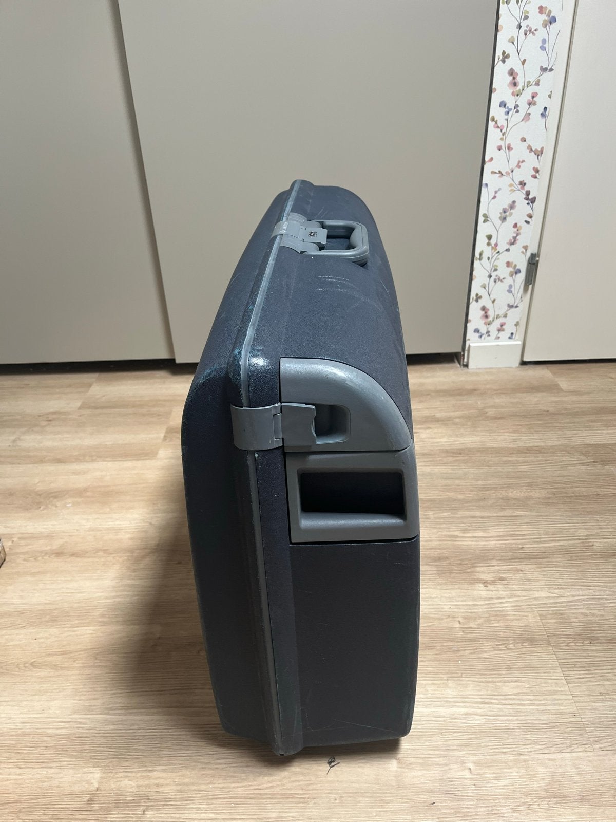 Donkerblauwe Carlton koffer - Hard kunststof, Sieraden, Tassen en Uiterlijk, Koffers, Ophalen, Gebruikt, 50 tot 60 cm, Hard kunststof