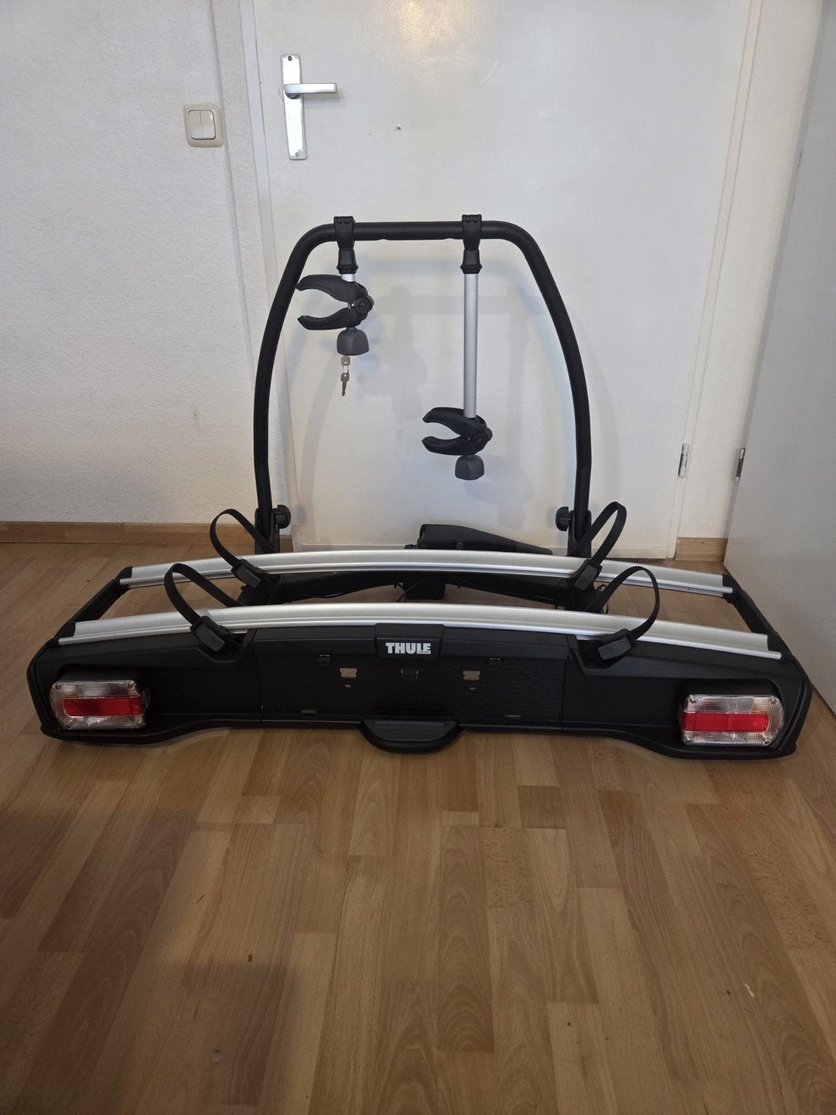 Thule VeloSpace 918 Fietsendrager-Kantelbaar, Ophalen, Zo goed als nieuw, 2 fietsen, Trekhaakdrager