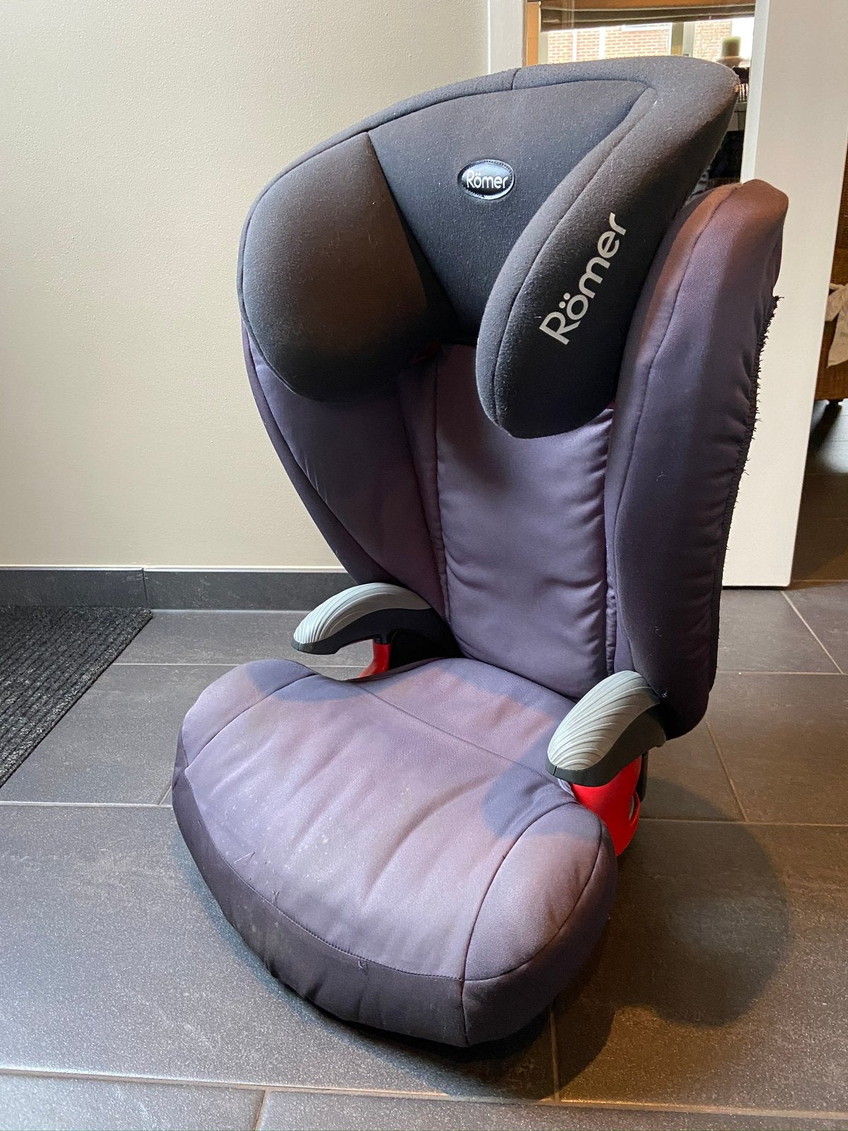 Römer autostoel met autogordel bevestiging, Ophalen, Romer, 15 t/m 36 kg, Gebruikt