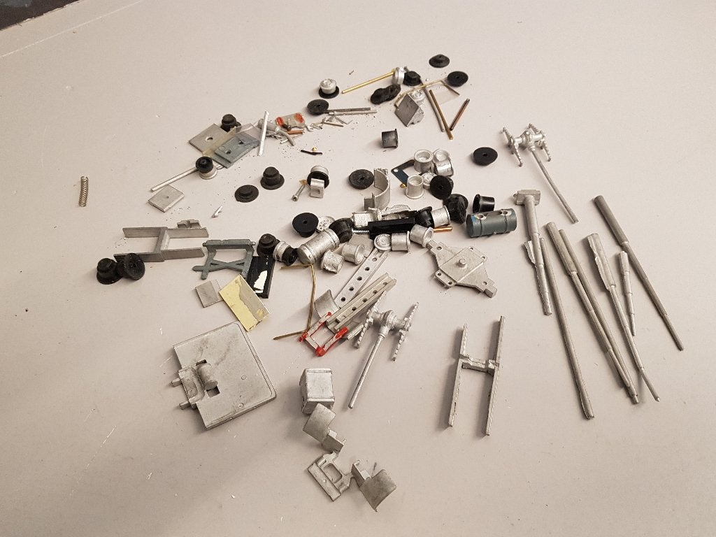Te koop partijtje onderdelen van Asam Smith 1/50 oa kipcil, Ophalen of Verzenden, Nieuw, Bus of Vrachtwagen