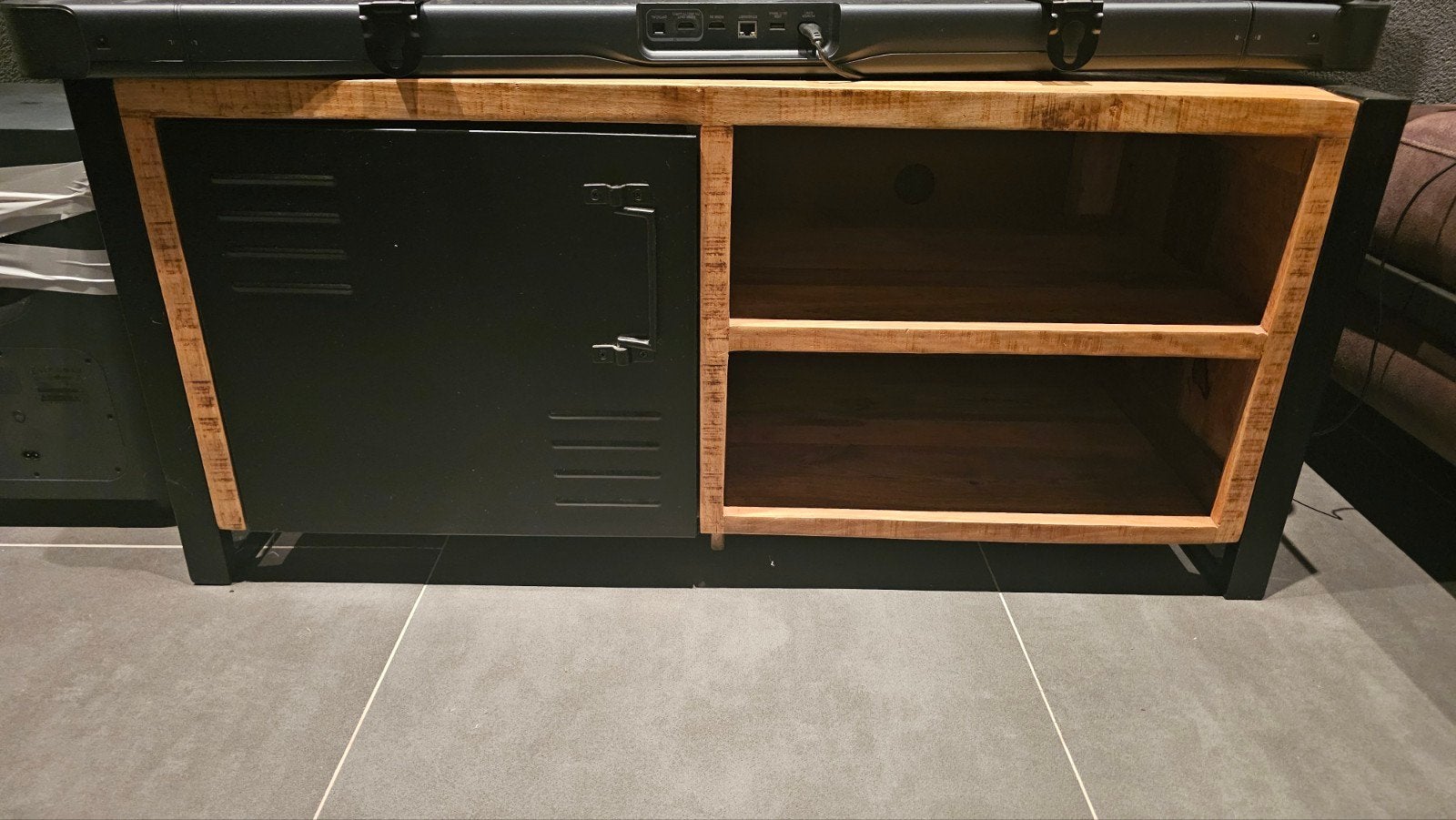 Industriële TV-kast / Dressoir van Mangohout en Metaal, Huis en Inrichting, Kasten | Televisiemeubels, 100 tot 150 cm, Zo goed als nieuw