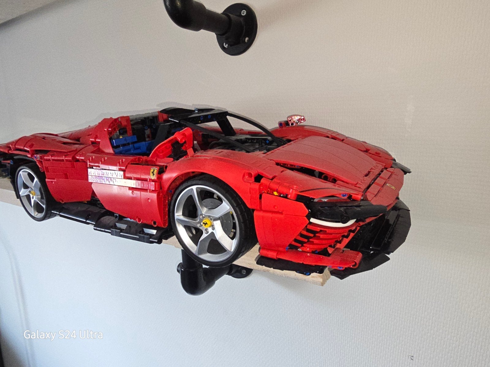 LEGO Technic Ferrari Daytona SP3 - Zo goed als nieuw, Lego, Ophalen of Verzenden, Zo goed als nieuw, Compleet
