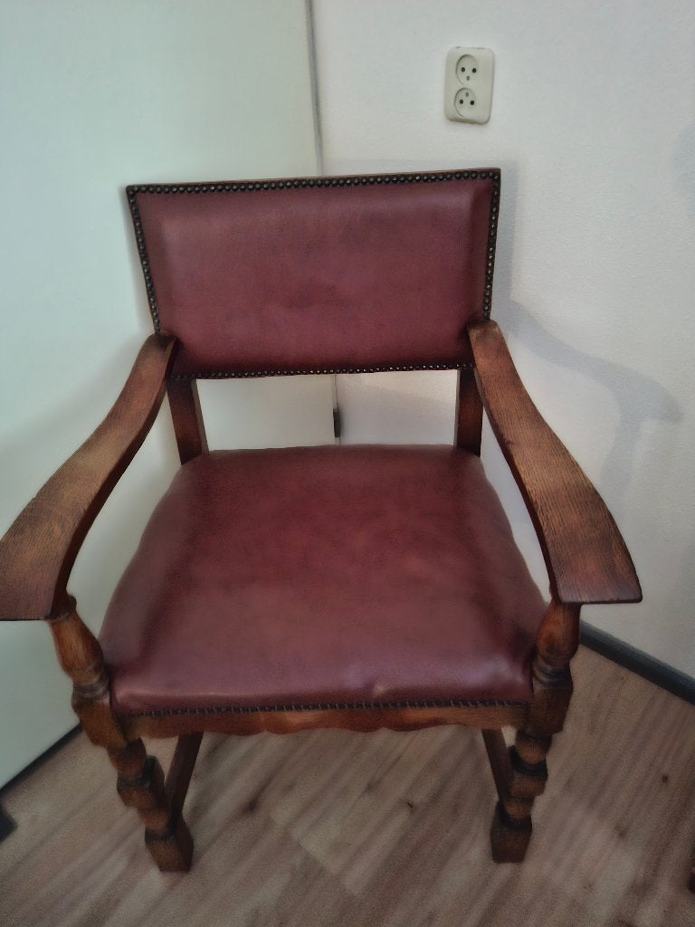 Antieke eiken stoel Pander & Zonen – restauratieobject, Ophalen