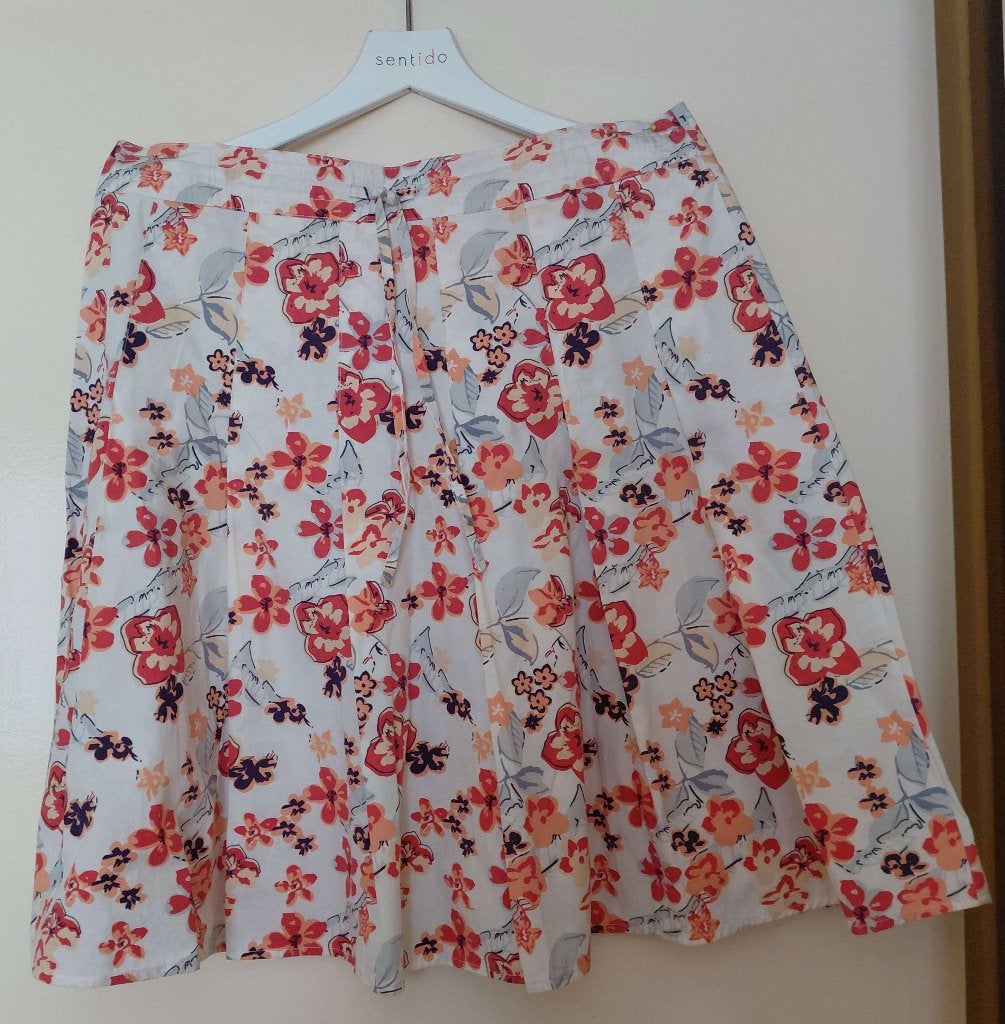 Ongedragen rok Marks & Spencer, Kleding | Dames, Overige kleuren, Marks & Spencer, Maat 46/48 (XL) of groter, Nieuw