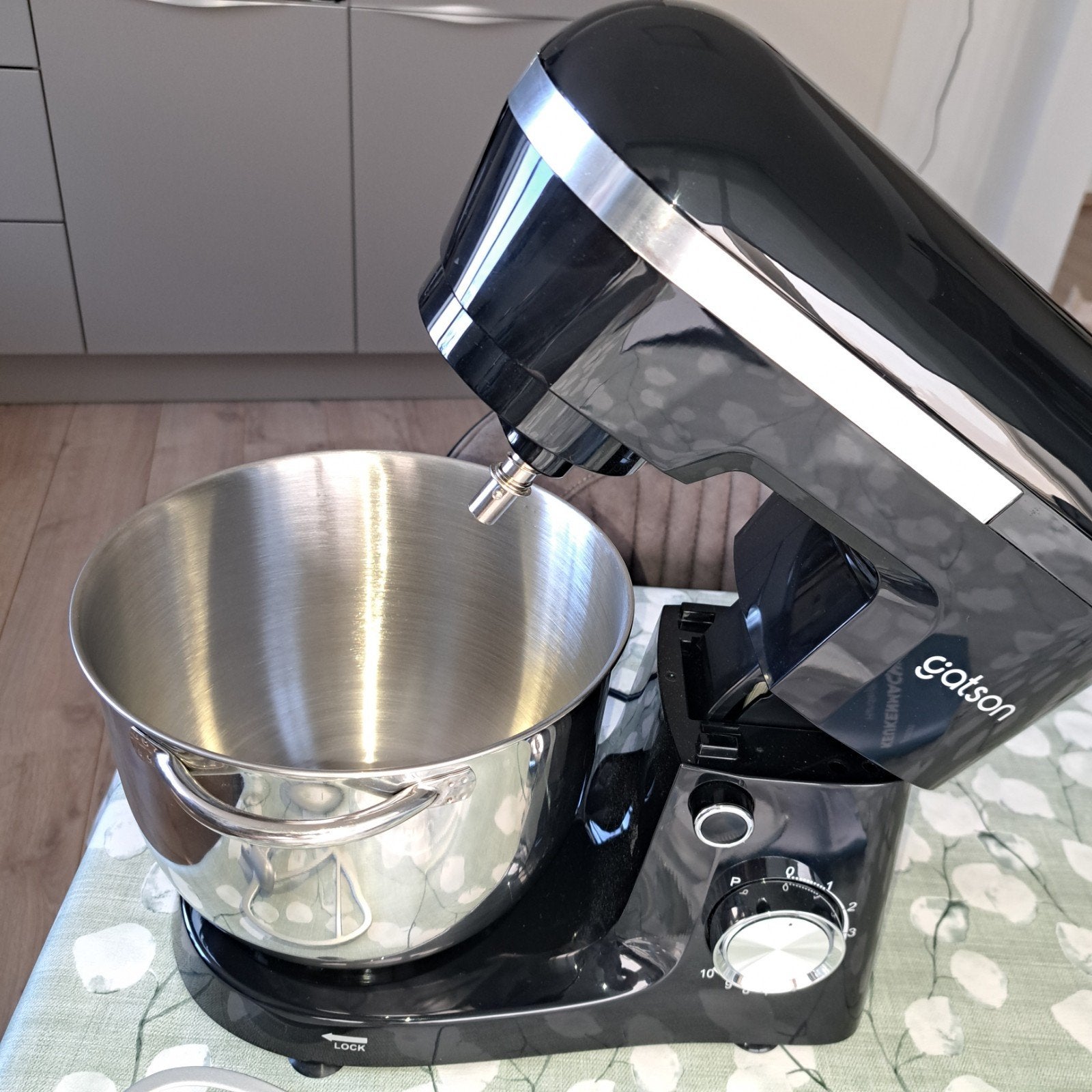 Gaston 1500W Keukenmachine - Zo goed als nieuw, 4 liter of meer, Nieuw, 3 snelheden of meer, Ophalen of Verzenden