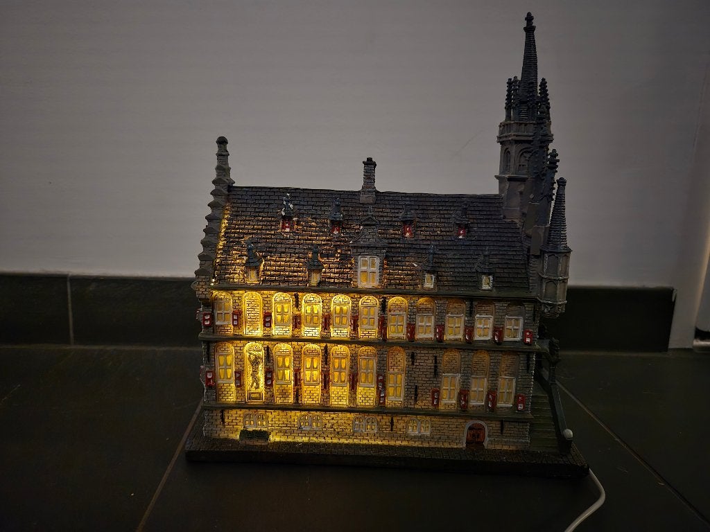 Kersthuisje, Ophalen, Zo goed als nieuw