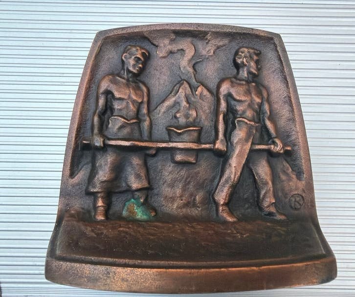 Antieke bronzen beeld 'De Etna' Breda IJzergieterij, Verzamelen, Verzenden, Zo goed als nieuw, Reclamebord