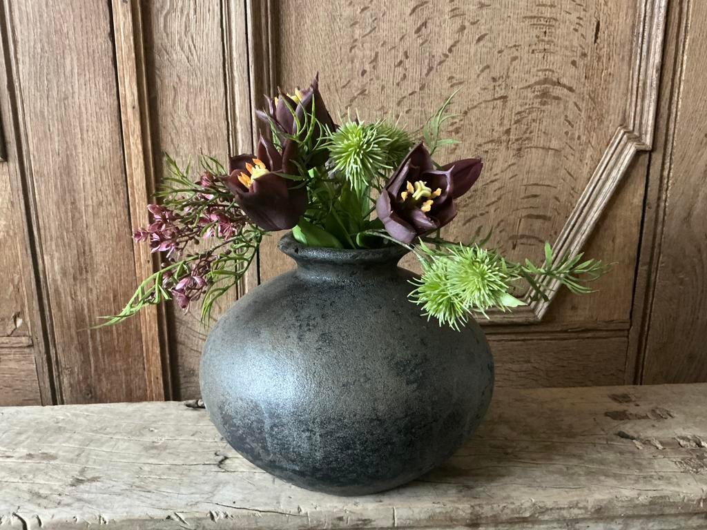 NIEUW mooie kruik vaas met kunstbloemen en tulpen, Ophalen, Nieuw