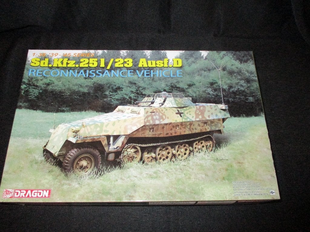 D-19,DRAGON 1-35,NO,6985,Sd.Kfz.251/23 Ausf.D Reconnaissance, Overige merken, 1:32 tot 1:50, Overige typen, Nieuw